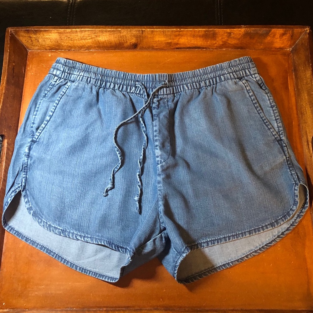 M Light Blue GAP Tencel Shorts